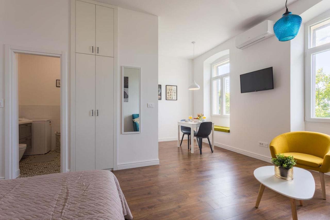 Bu2 Pula Studio Apartment 외부 사진
